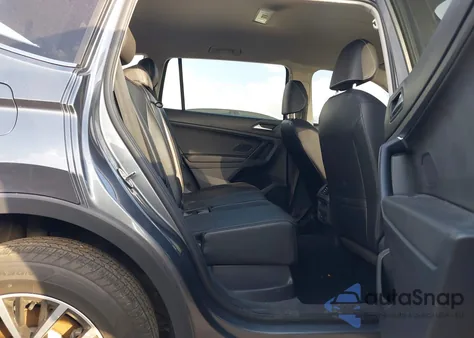 2021 Volkswagen Tiguan 2.0T Se/2.0T Se R-Line Black/2.0T Sel из США, поврежденный, VIN 3VV2B7AX9MM064405